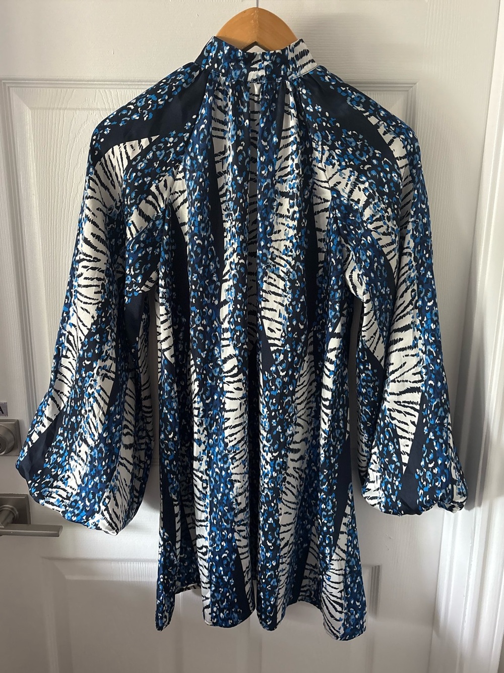 Nasty Gal Oversized Blue Animal Print Tunic Blouse Dress Size 4